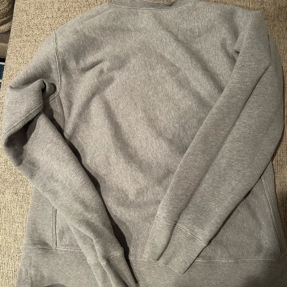 Gucci Gray Logo Crewneck Sweater - Picture 7 of 7